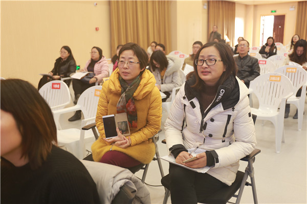副校长董爱华,殷翠云观摩公开课