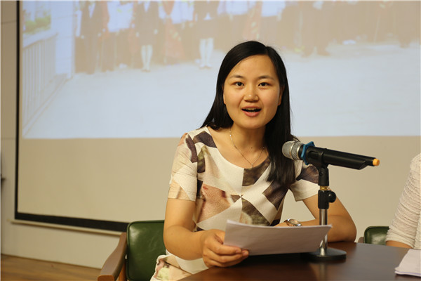 和收到学生生日祝福的感动故事优秀班主任代表石静秋老师谈给力青春