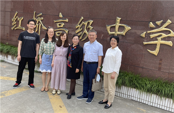 徐渭清老师赴红桥高中送教.jpg