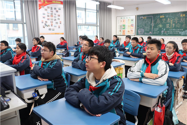 班级内观看4.JPG