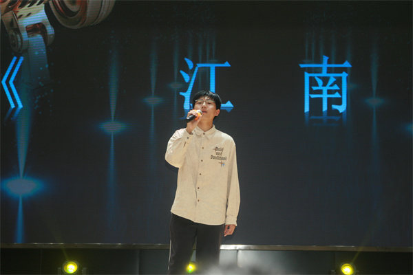 10号管徐昊《江南》.jpg 10号管徐昊《江南》.jpg