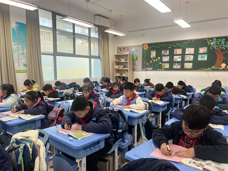 三年级比赛现场 (3).png