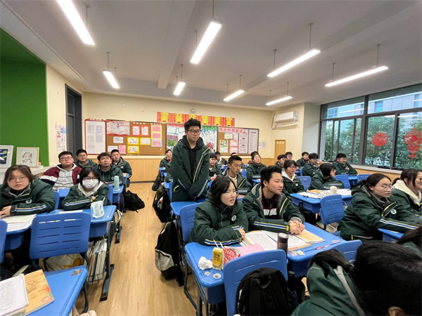 陈孙翼同学发言.png