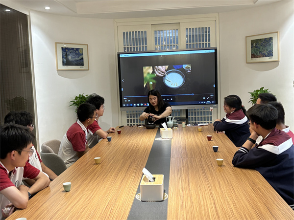 茶艺与生活社团.jpg 茶艺与生活社团.jpg