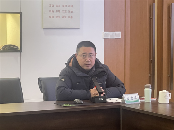 正高级教师、市特级教师、市初中英语兼职教研员、树人学校教务处主任常松老师回顾上学期取得的成绩.jpg
