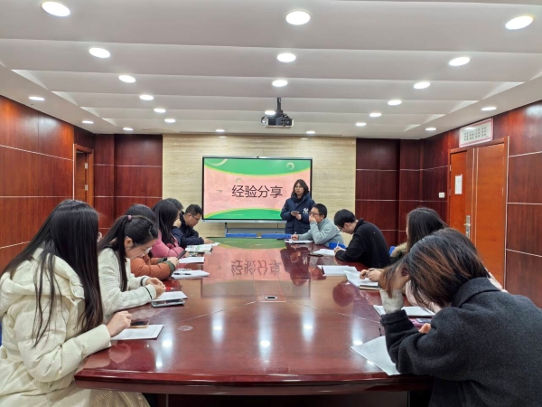 南门街张洁老师.jpg