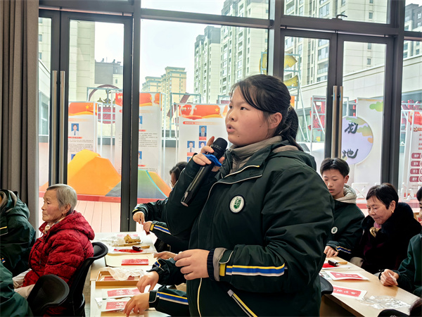 4.刘佳妮同学发表感悟.jpg 4.刘佳妮同学发表感悟.jpg
