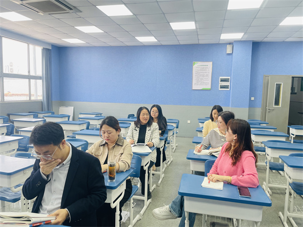 课后评课.jpg