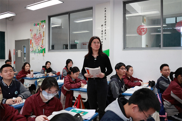 英语课堂2.jpg