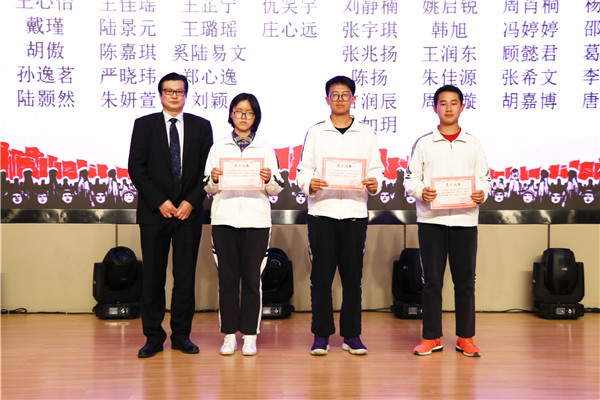 年级学霸.JPG