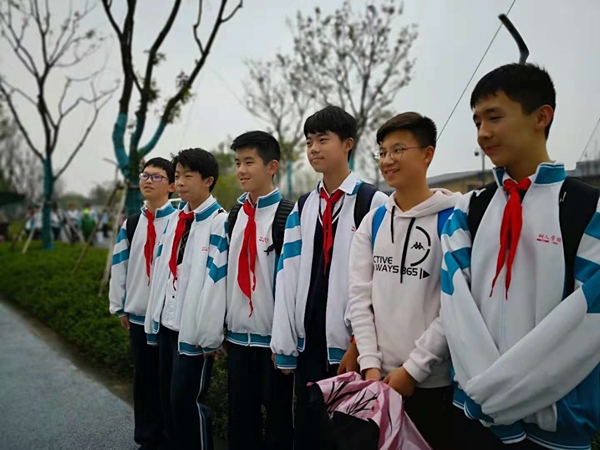 3班活动照.jpg