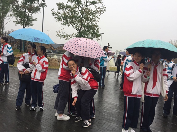 6班活动照.jpg