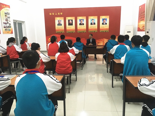 交流会现场.jpg