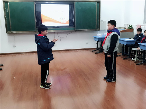 13.英语情景剧5.jpg