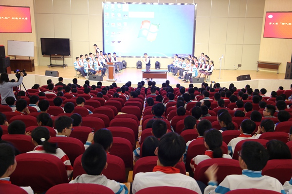 3.创新大赛现场.jpg