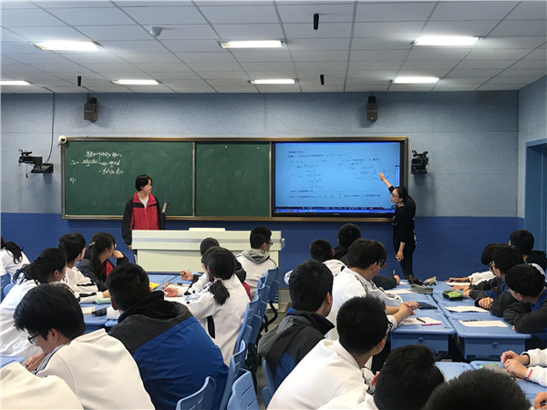 师生对话2.jpg