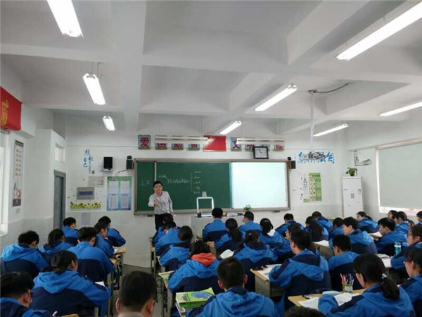 教师精讲.jpg