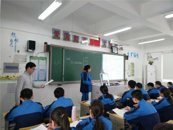 勇于展示.jpg