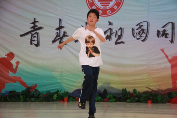 精彩表演6.jpg