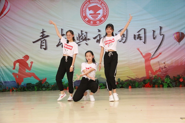 精彩表演14.jpg