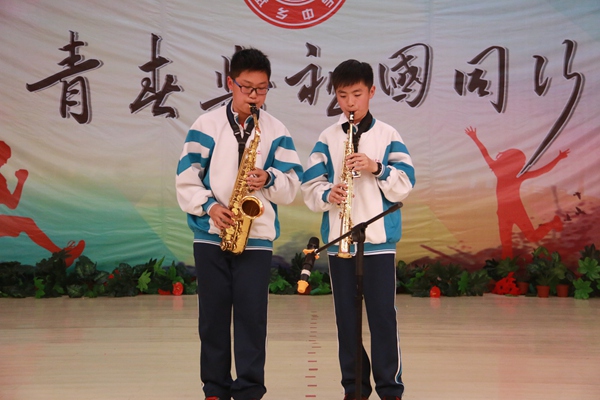 精彩表演16.jpg