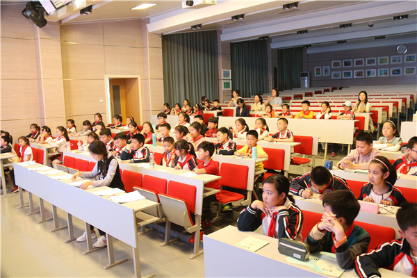 1.活动现场.jpg