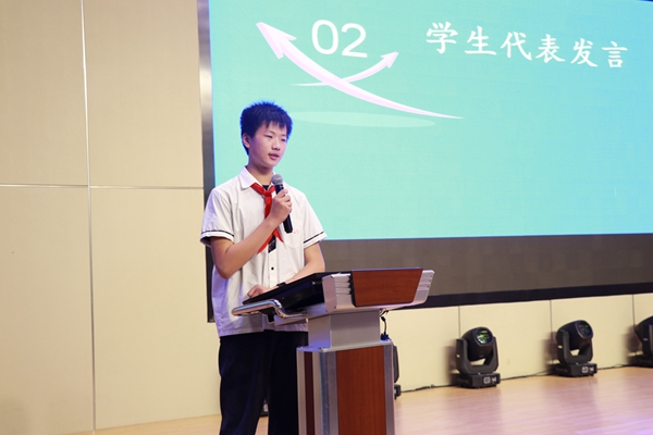7小组组长表态发言2.jpg