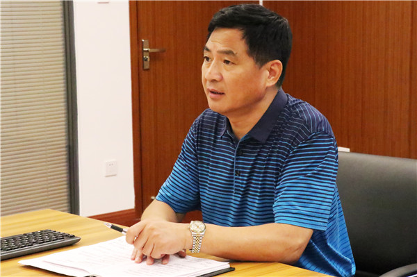 朱云峰主任布置教育教学工作.JPG