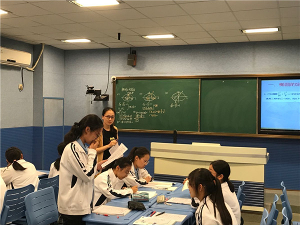 师生对话2.jpg