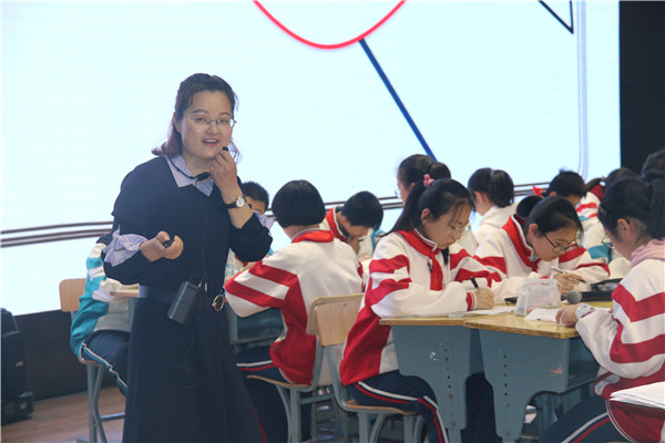 05孙云老师作文研究课展示.jpg
