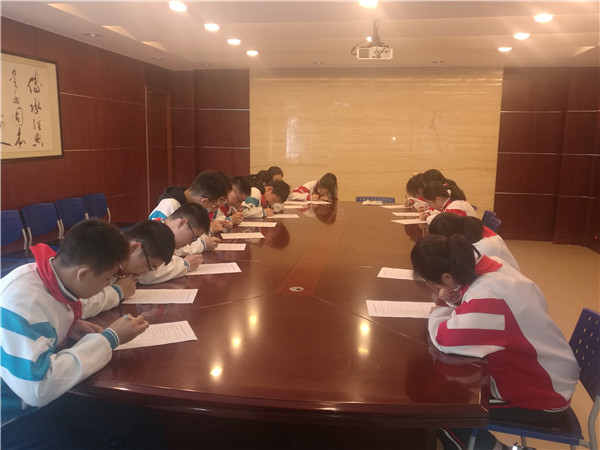 学生问卷调查.jpg