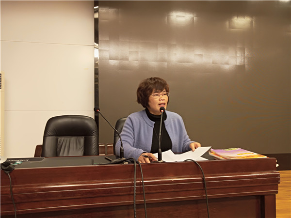 徐红卫老师主持市直教研.jpg