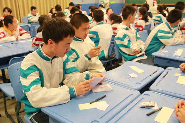 1班主题班会风采1.jpg