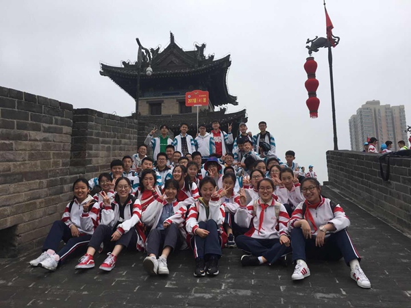 初二（4）班.jpg