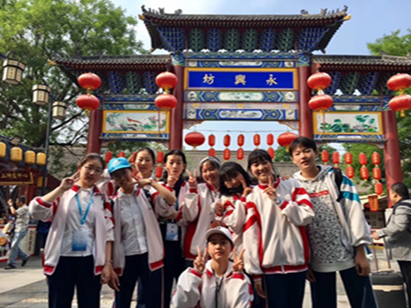 合个影.jpg