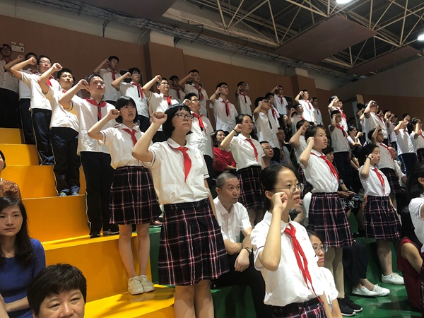 让我们的誓言响彻九龙湖.jpg