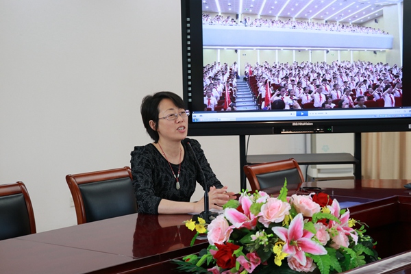 9殷翠云副校长作报告.jpg