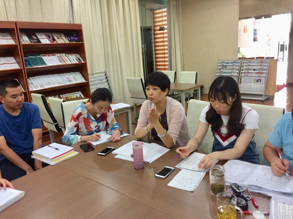 潘金霞主任发言.jpg