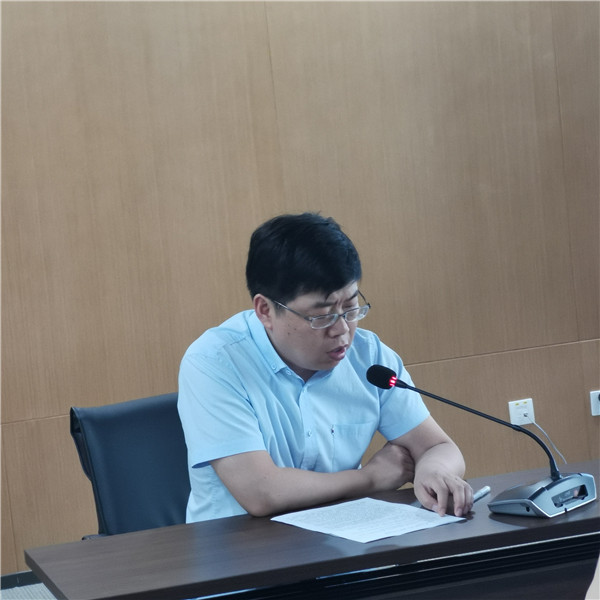语文组余红亮老师发言.jpg