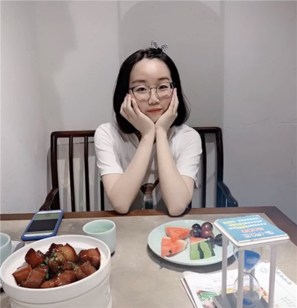 姚睿怡照片.jpg