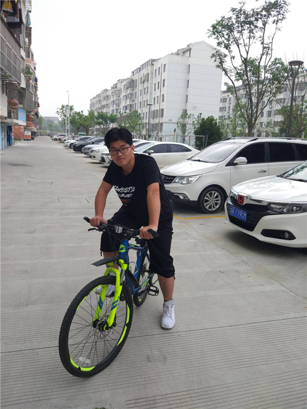高三（3）班章宇晨.jpg