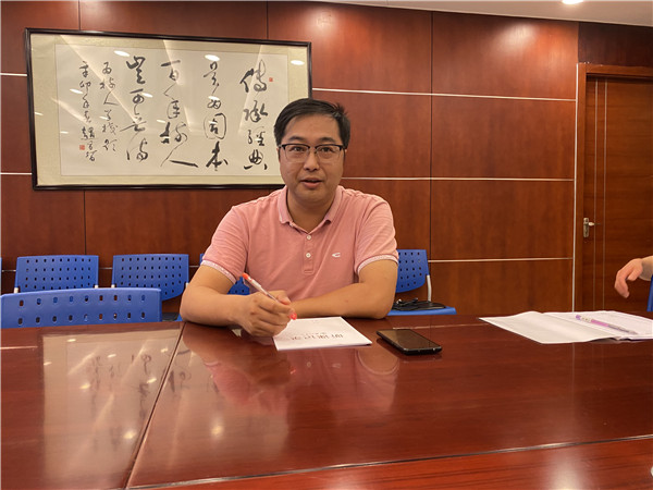高波老师.JPG