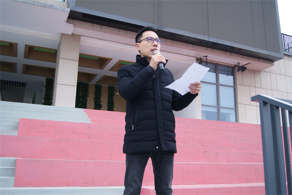 高二年级主任点评.jpg
