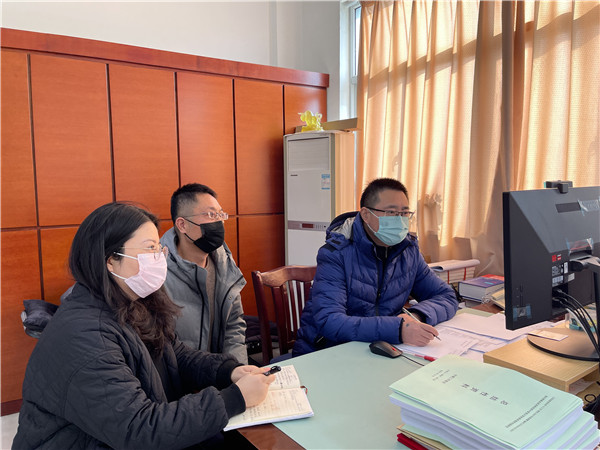 教务处认真组织评选.jpg