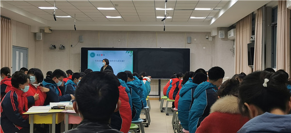 朱美红老师校级展示课《昆明的雨》.jpg