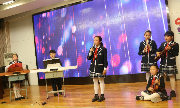 gangqinqudanzoujiyanchang銆婅惐caohua銆_.jpg
