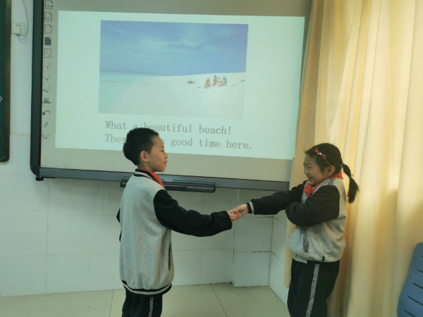ernianjixueshengzhanshi1.jpg