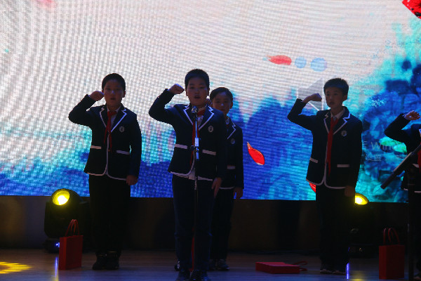 21tongxuemenzhuangyandexuanshi銆妔hisuixuanyan銆_(2).jpg