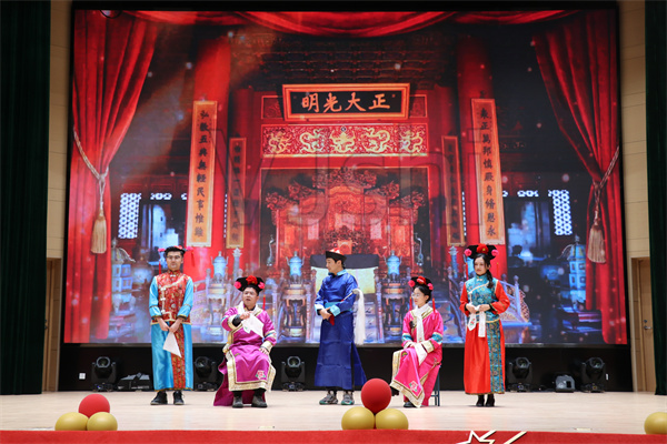 31.节目《甄嬛后传》.jpg