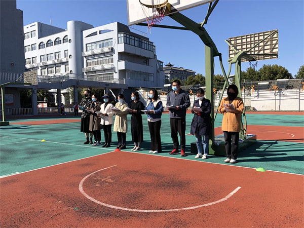 6.教师听课.jpg